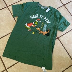 (A24)Mens SS Tee Make It Rein From Dr Seuss The Grinch New With Tags Size Medium